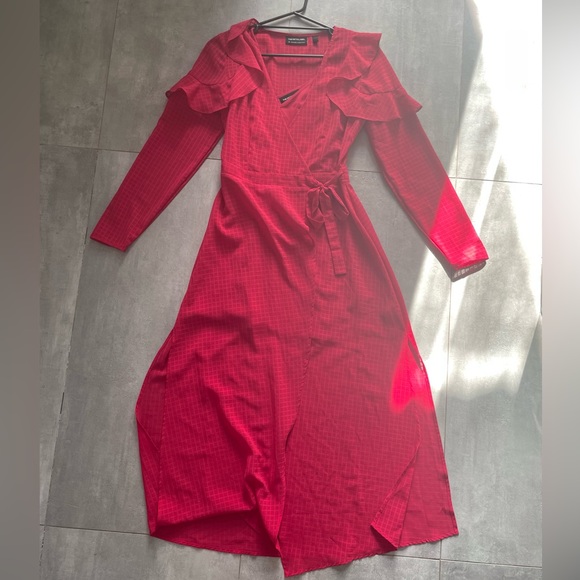 🌈SALE🌈 THE FIFTH LABEL Red Wrap Dress - Picture 2 of 8